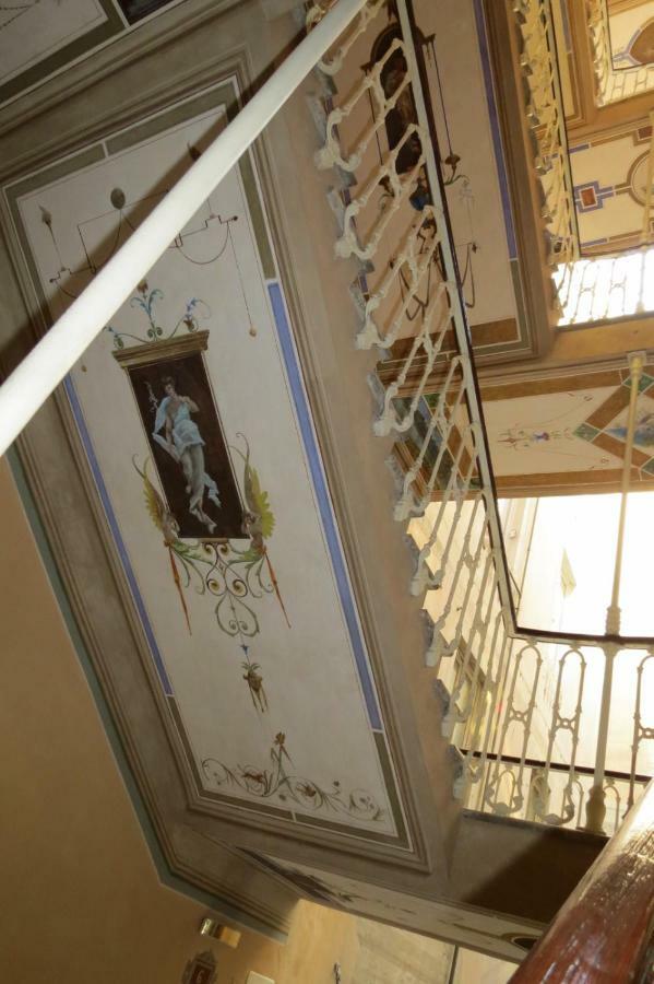 Leone X Genova Affittacamere Exterior photo